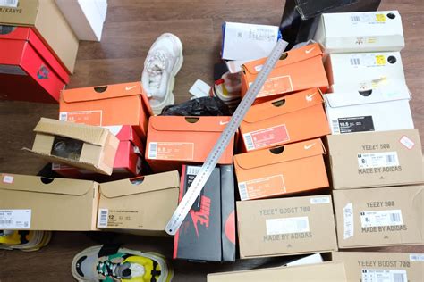 This fake sneaker king’s operation made millions on Reddit  